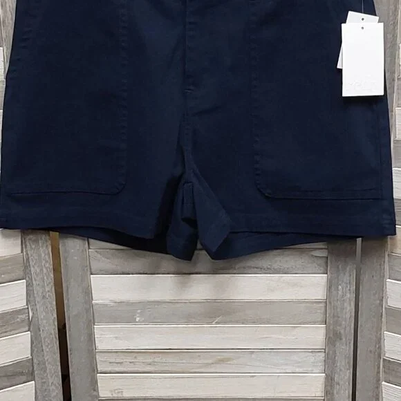 Utilitarian Short | Redy | 4 - Picture 2 of 13